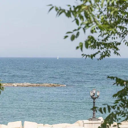 La Finestra Sul Mare Nel Cuore Di Apartment